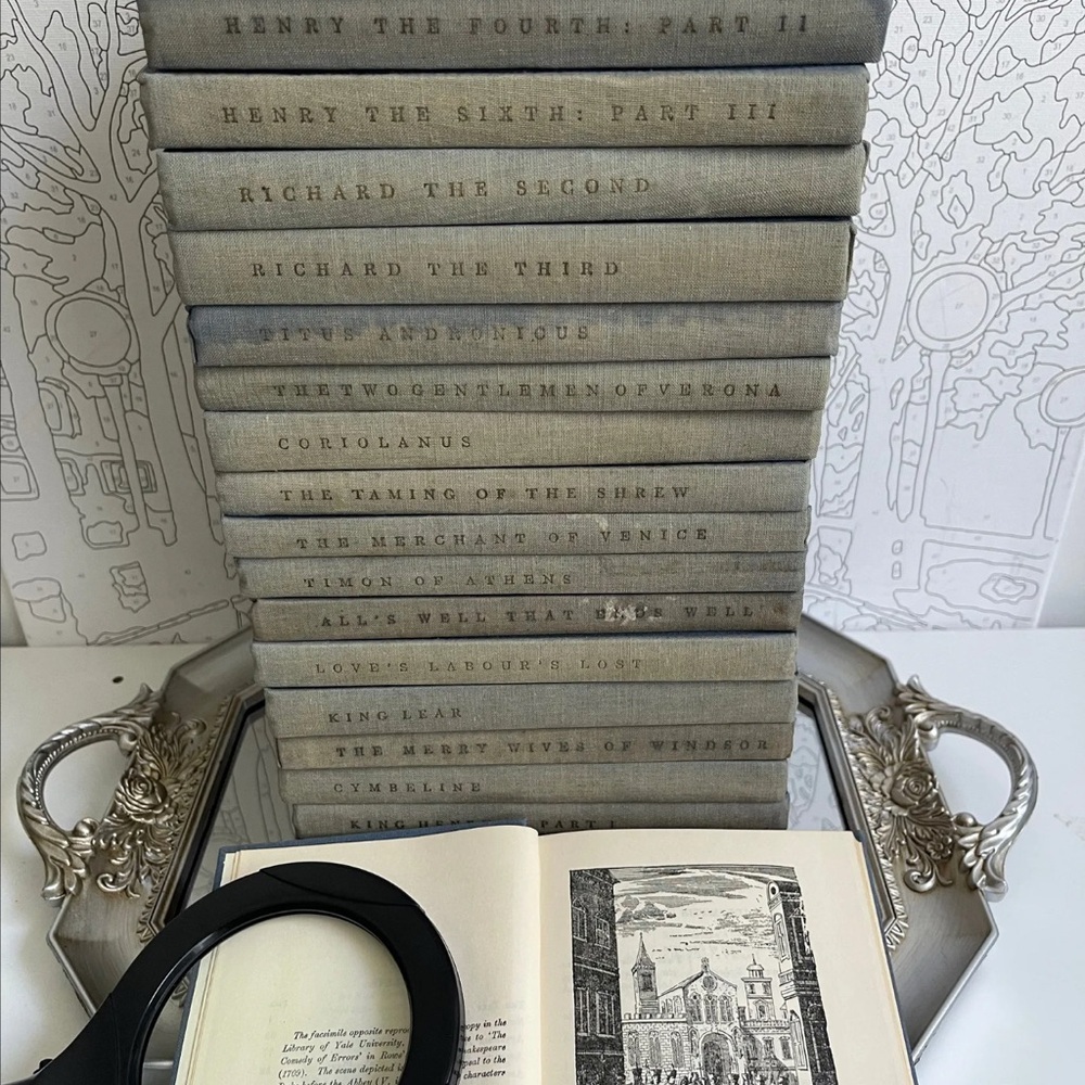 Rare Antique William Shakespeare Yale University edition - 20 Volumes